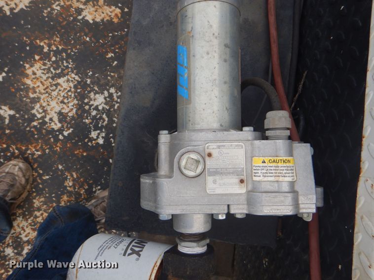 image for item DR2067 2005 Ford F750  utility / service truck