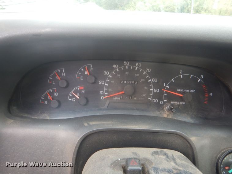 image for item DR2067 2005 Ford F750  utility / service truck