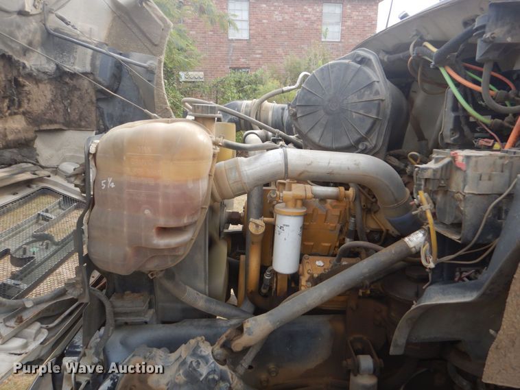 image for item DR2067 2005 Ford F750  utility / service truck