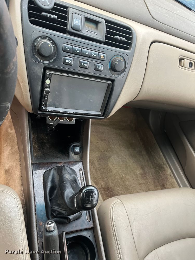 image for item DR7318 2000 Honda Accord EX