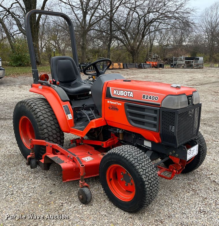 image for item DR7351 Kubota B2400  MFWD tractor
