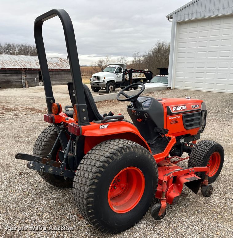 image for item DR7351 Kubota B2400  MFWD tractor