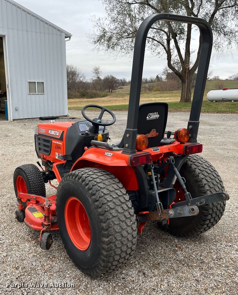 image for item DR7351 Kubota B2400  MFWD tractor