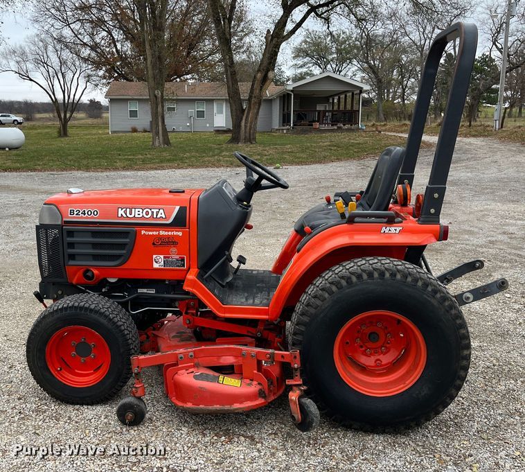 image for item DR7351 Kubota B2400  MFWD tractor