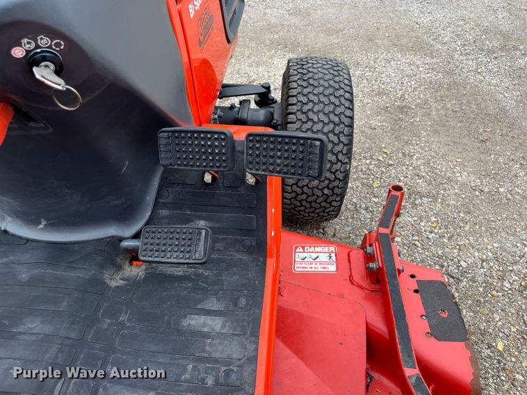 image for item DR7351 Kubota B2400  MFWD tractor