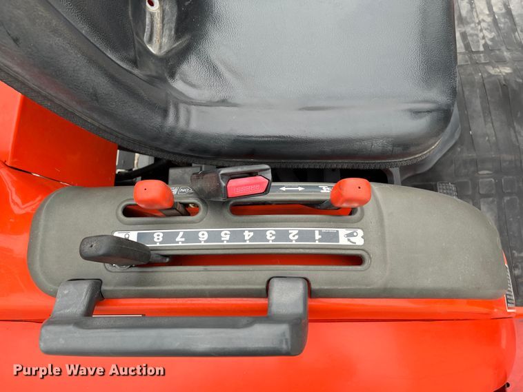 image for item DR7351 Kubota B2400  MFWD tractor