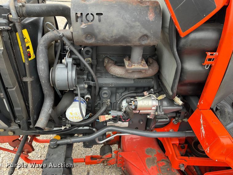 image for item DR7351 Kubota B2400  MFWD tractor