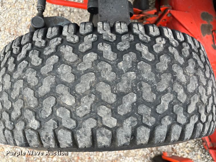 image for item DR7351 Kubota B2400  MFWD tractor