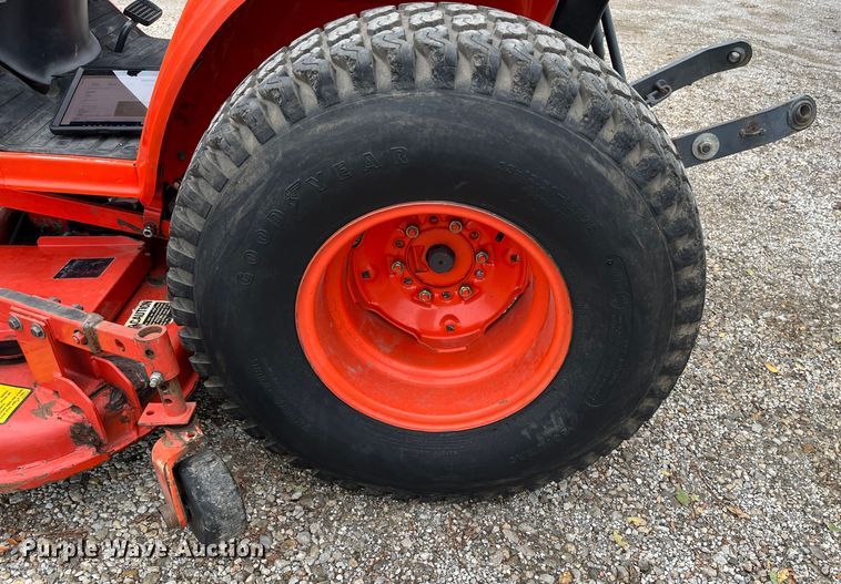 image for item DR7351 Kubota B2400  MFWD tractor