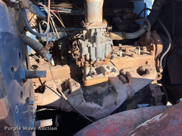 image for item DR7353 White Super Power  truck cab and chassis