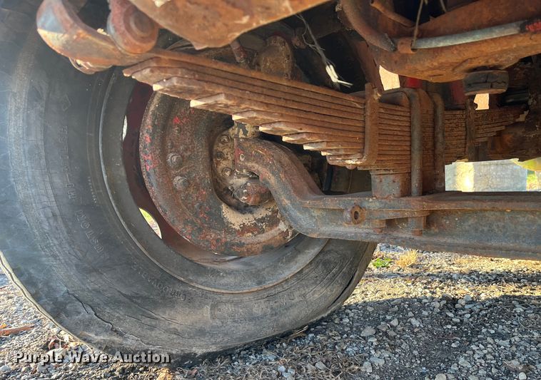 image for item DR7353 White Super Power  truck cab and chassis