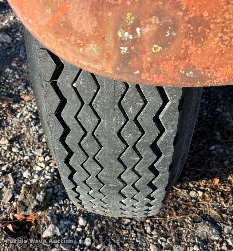 image for item DR7353 White Super Power  truck cab and chassis