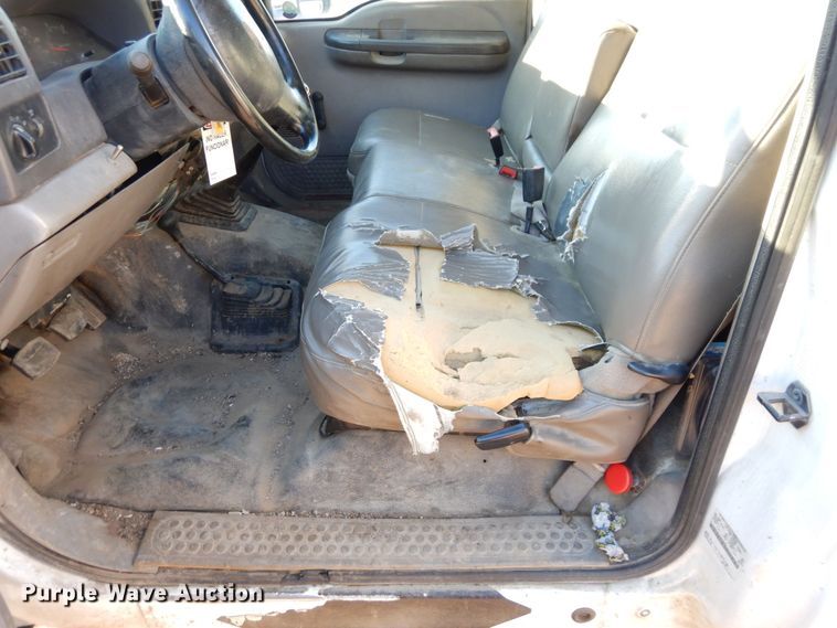 image for item DS1510 2000 Ford F550 Super Duty XL  utility / service truck