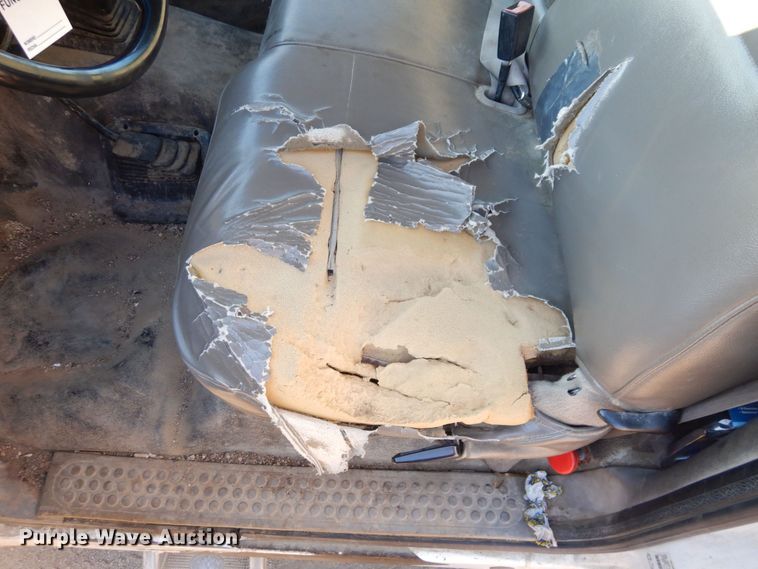 image for item DS1510 2000 Ford F550 Super Duty XL  utility / service truck