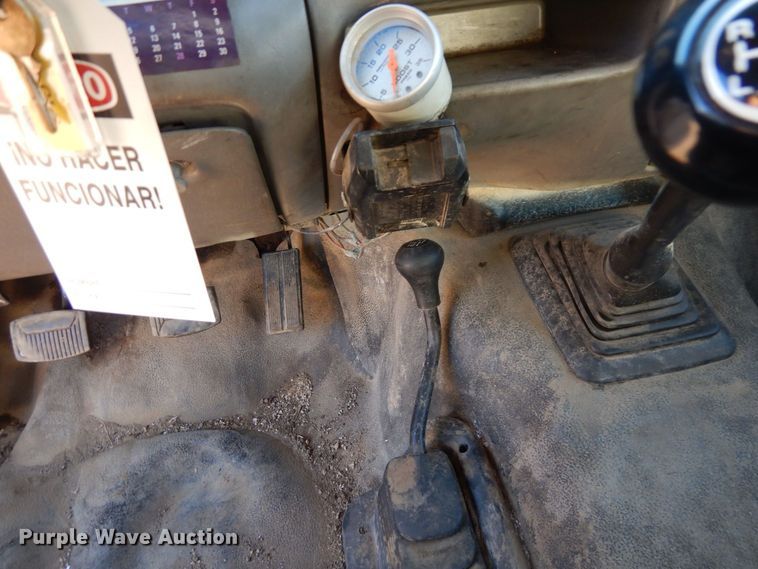 image for item DS1510 2000 Ford F550 Super Duty XL  utility / service truck