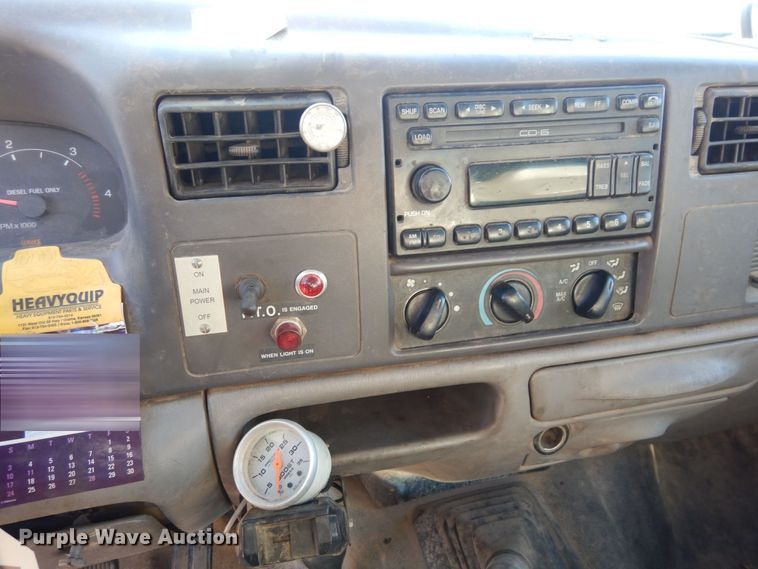 image for item DS1510 2000 Ford F550 Super Duty XL  utility / service truck