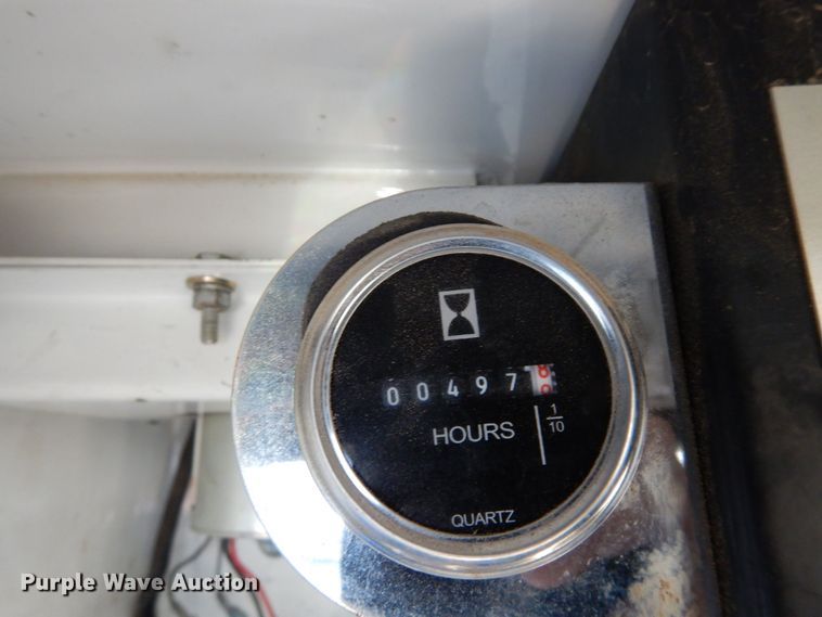 image for item DS1510 2000 Ford F550 Super Duty XL  utility / service truck