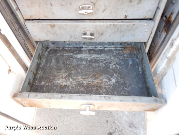 image for item DS1510 2000 Ford F550 Super Duty XL  utility / service truck