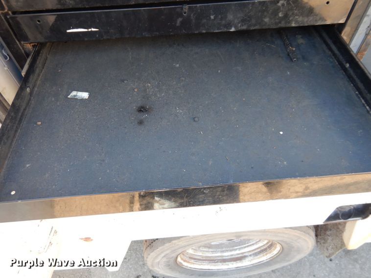 image for item DS1510 2000 Ford F550 Super Duty XL  utility / service truck