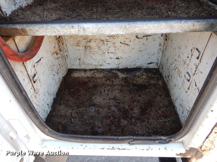 image for item DS1510 2000 Ford F550 Super Duty XL  utility / service truck