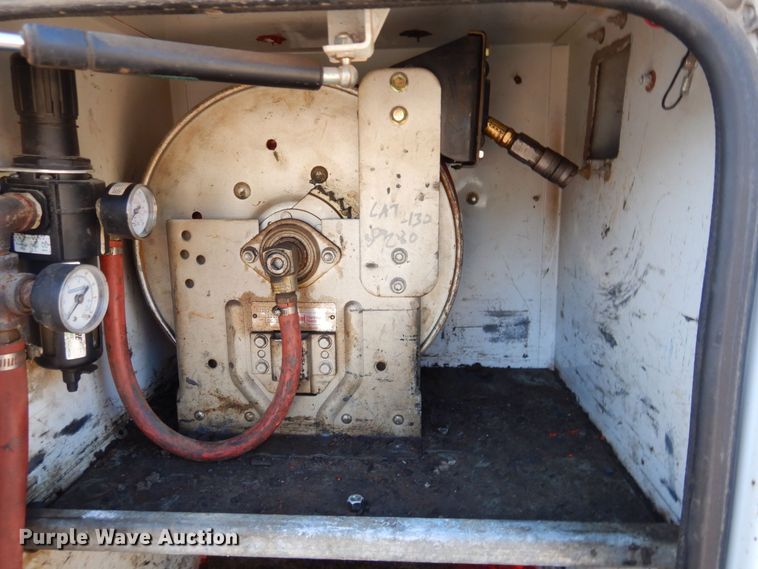 image for item DS1510 2000 Ford F550 Super Duty XL  utility / service truck