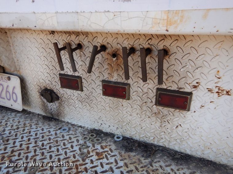 image for item DS1510 2000 Ford F550 Super Duty XL  utility / service truck