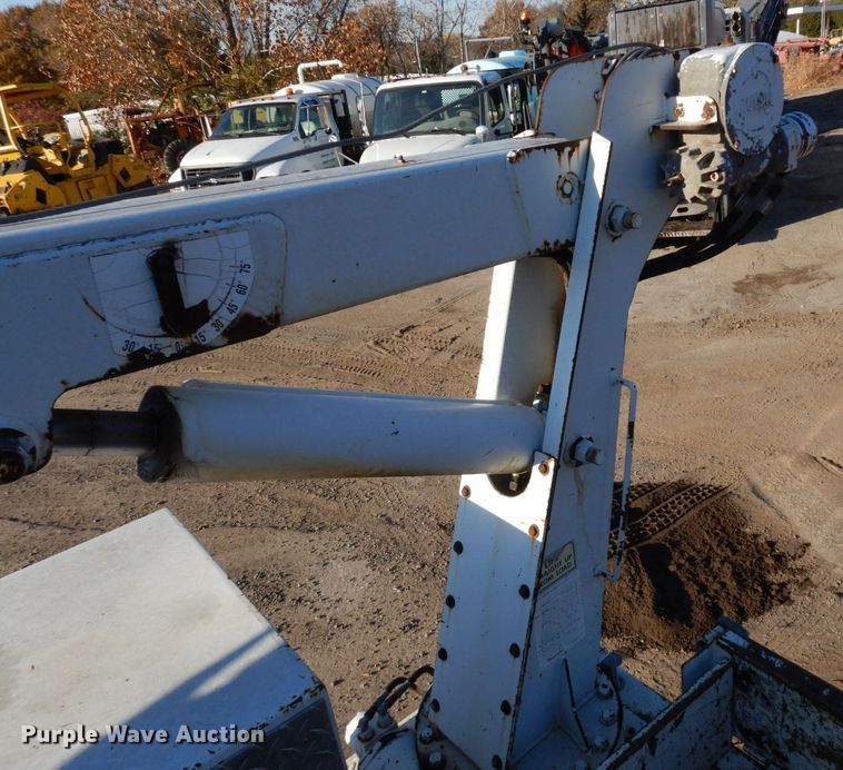 image for item DS1510 2000 Ford F550 Super Duty XL  utility / service truck