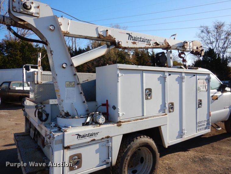 image for item DS1510 2000 Ford F550 Super Duty XL  utility / service truck