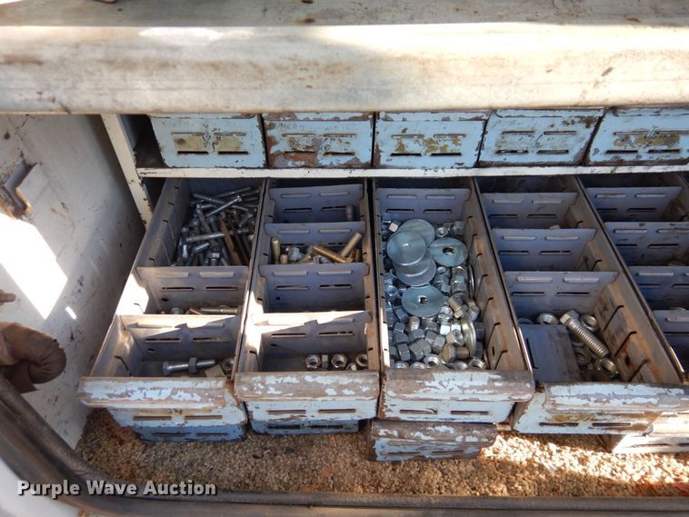 image for item DS1510 2000 Ford F550 Super Duty XL  utility / service truck