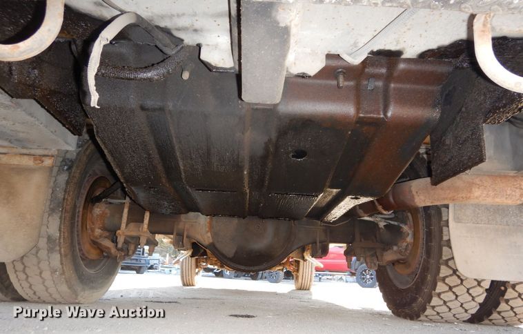 image for item DS1510 2000 Ford F550 Super Duty XL  utility / service truck