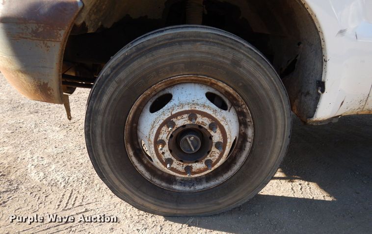 image for item DS1510 2000 Ford F550 Super Duty XL  utility / service truck