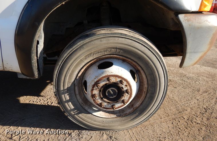 image for item DS1510 2000 Ford F550 Super Duty XL  utility / service truck