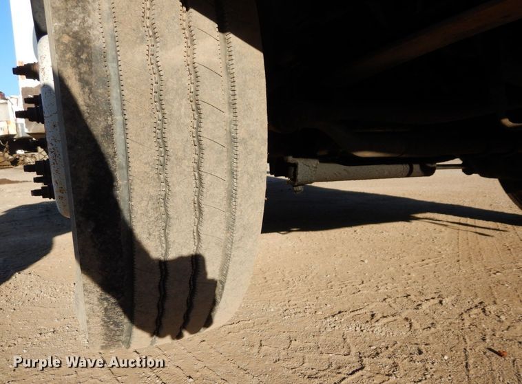 image for item DS1510 2000 Ford F550 Super Duty XL  utility / service truck