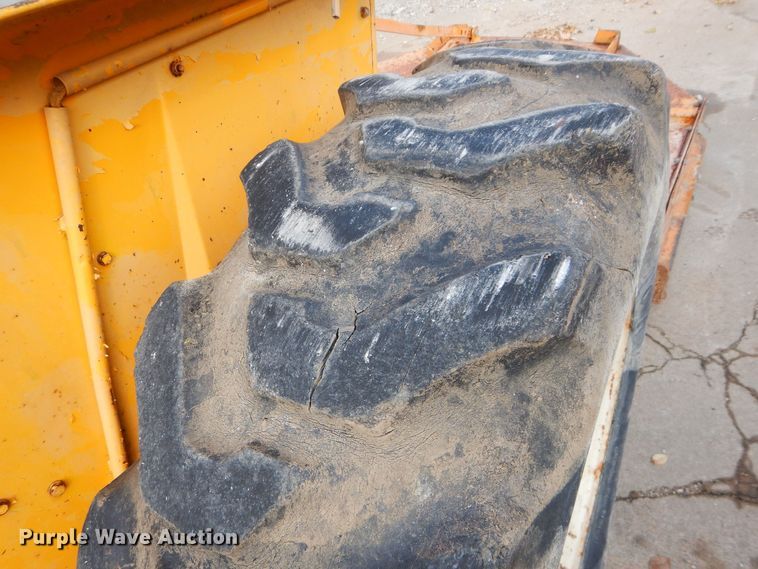 image for item DS6301 International 2400A  tractor