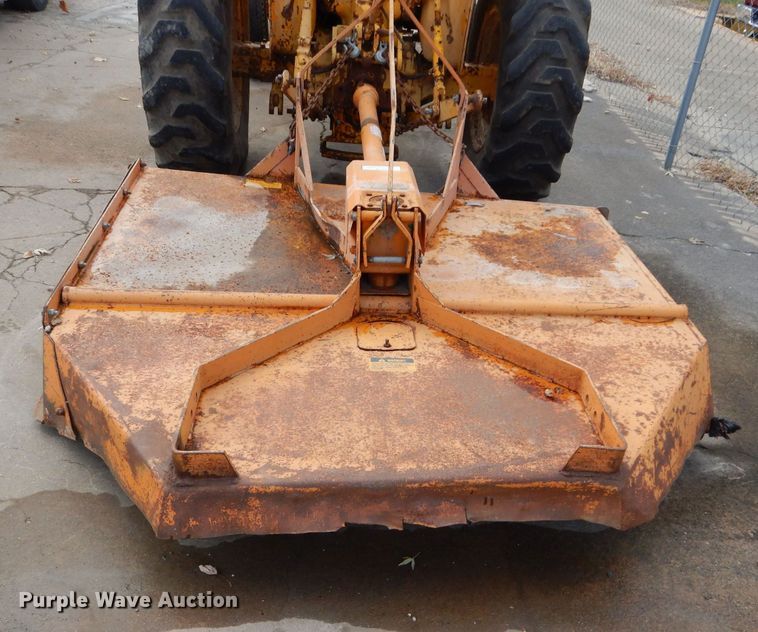 image for item DS6301 International 2400A  tractor