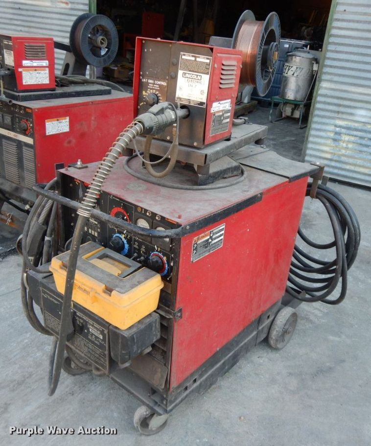 image for item HF9467 Lincoln DC-400  welder