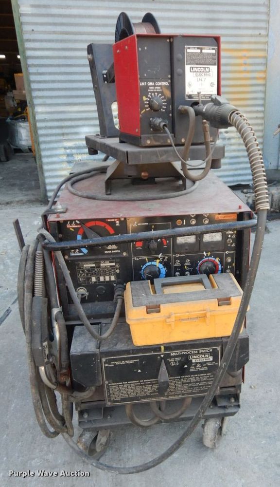 image for item HF9467 Lincoln DC-400  welder