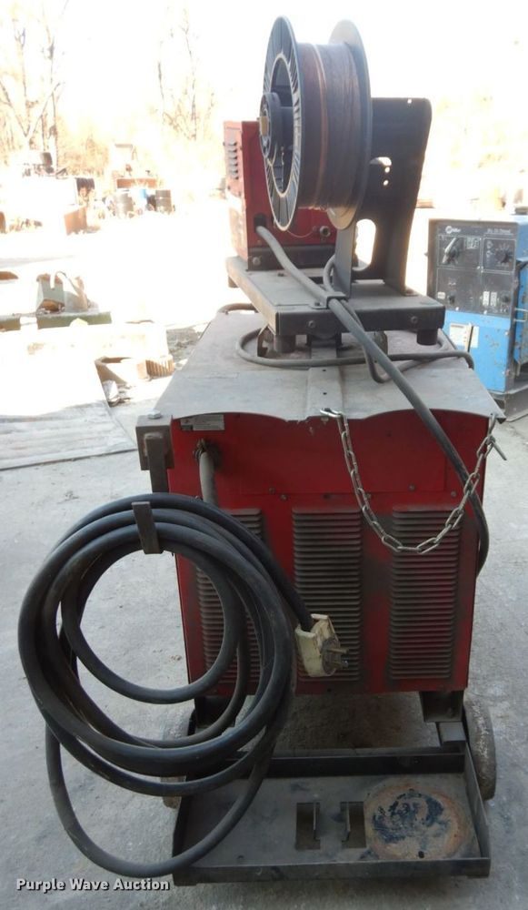 image for item HF9467 Lincoln DC-400  welder