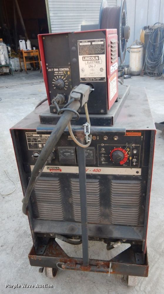 image for item HF9468 Lincoln CV-400  welder