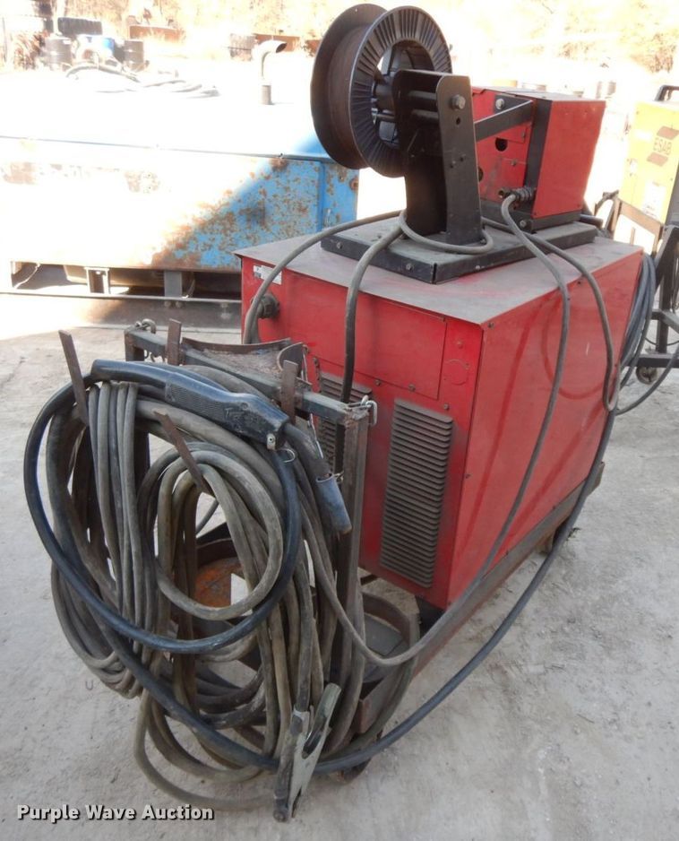 image for item HF9468 Lincoln CV-400  welder