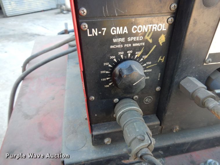 image for item HF9468 Lincoln CV-400  welder