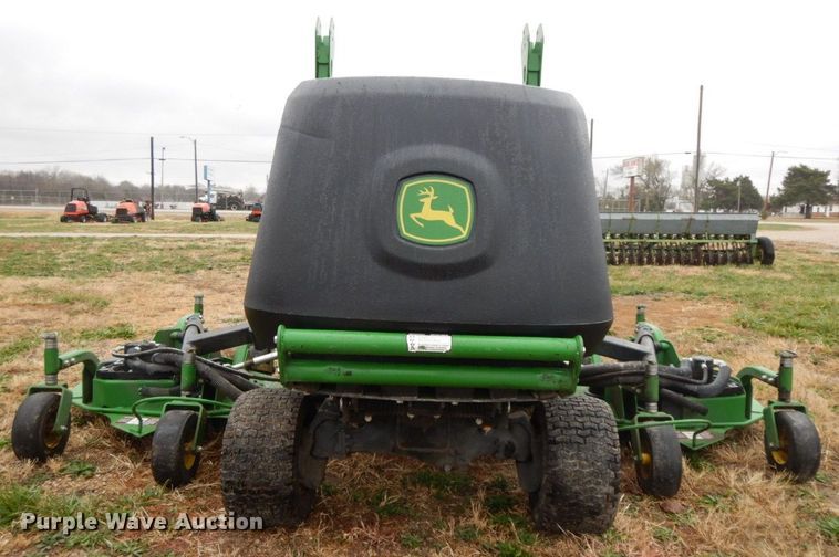 image for item HF9484 2016 John Deere 1600 Turbo  lawn mower