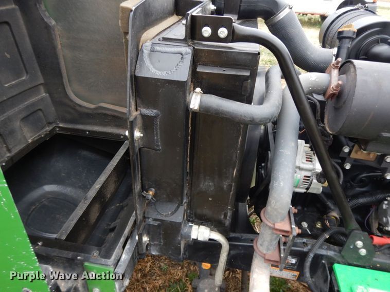 image for item HF9484 2016 John Deere 1600 Turbo  lawn mower