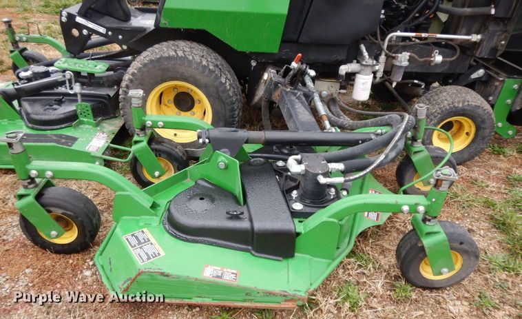 image for item HF9484 2016 John Deere 1600 Turbo  lawn mower