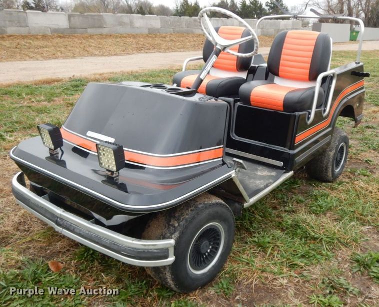 image for item HF9488 1976 Harley Davidson  golf cart