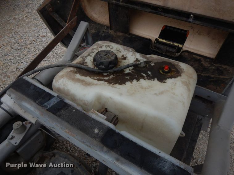 image for item HF9488 1976 Harley Davidson  golf cart