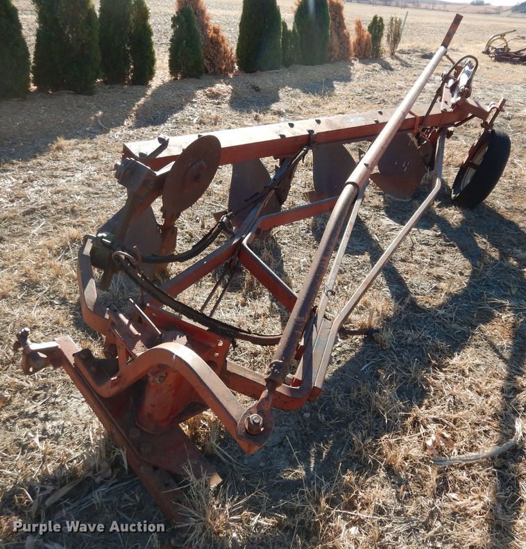 image for item IE9755 (2) bottom plows