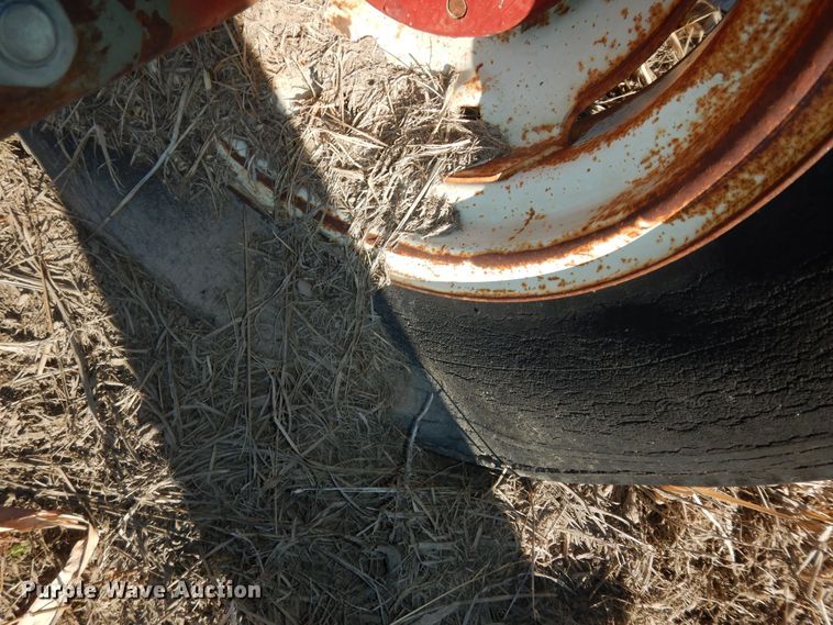 image for item IE9755 (2) bottom plows