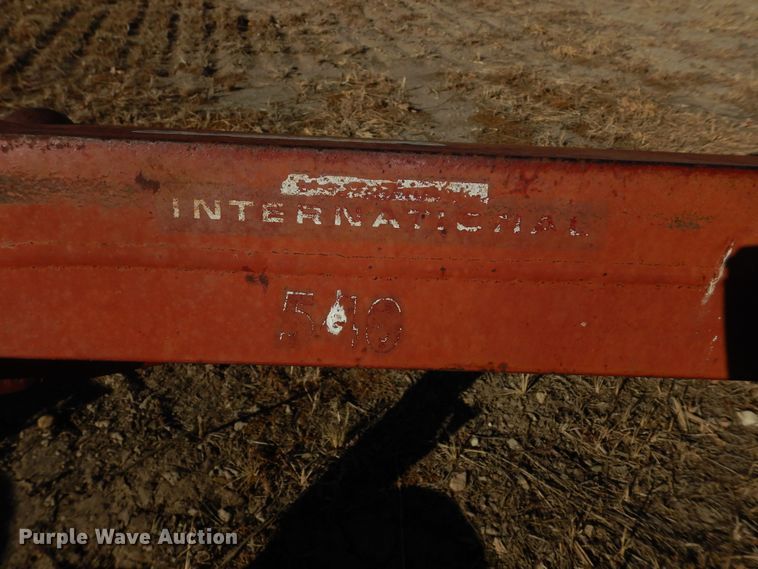 image for item IE9755 (2) bottom plows