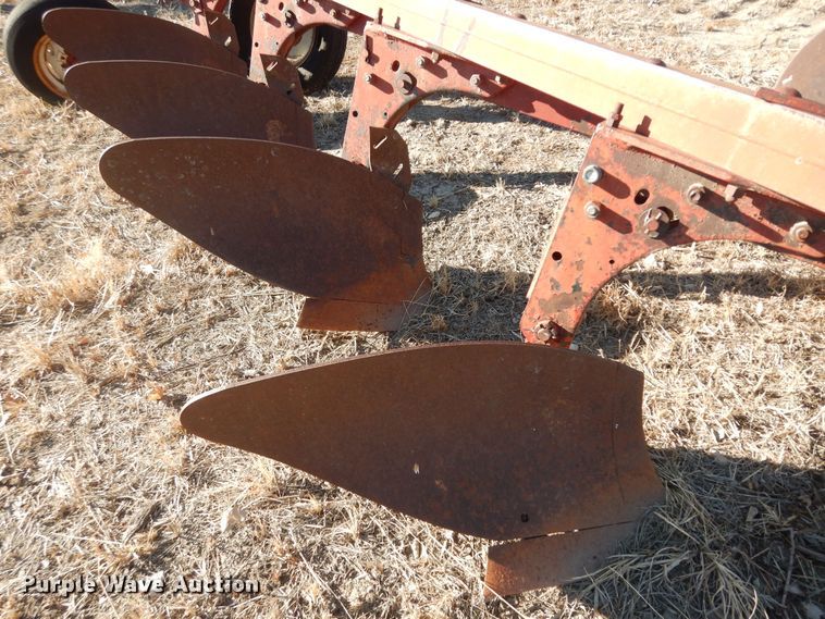 image for item IE9755 (2) bottom plows